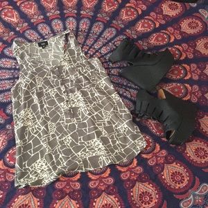 Massimo Grey Flowy Tank Top Abstract Design